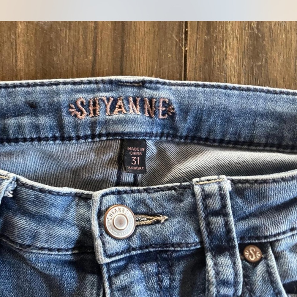 Shyanne Denim Straight Leg Jeans with Floral Detail - Picture 5 of 5